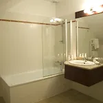 ホテル Atrium 4*