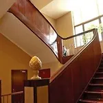 Atrium ホテル