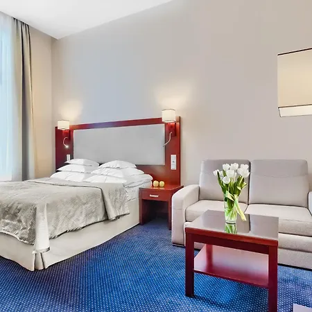 Atrium Szálloda 4*