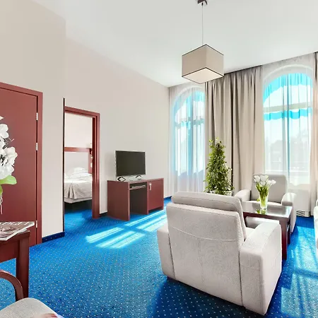 Otel Atrium 4*