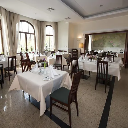 Atrium 4* شتشيتسين