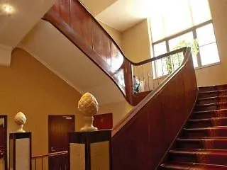 Atrium ホテル